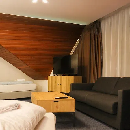 Ξενοδοχείο Simonis Κόμπλεντς